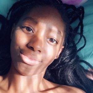 Meet your Posher, Indya